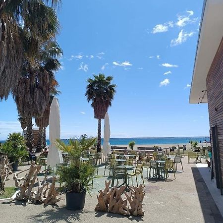Lamberti Beach Apartment - 150 M From The Sea - Just Renewed - Wifi Savona Exterior foto