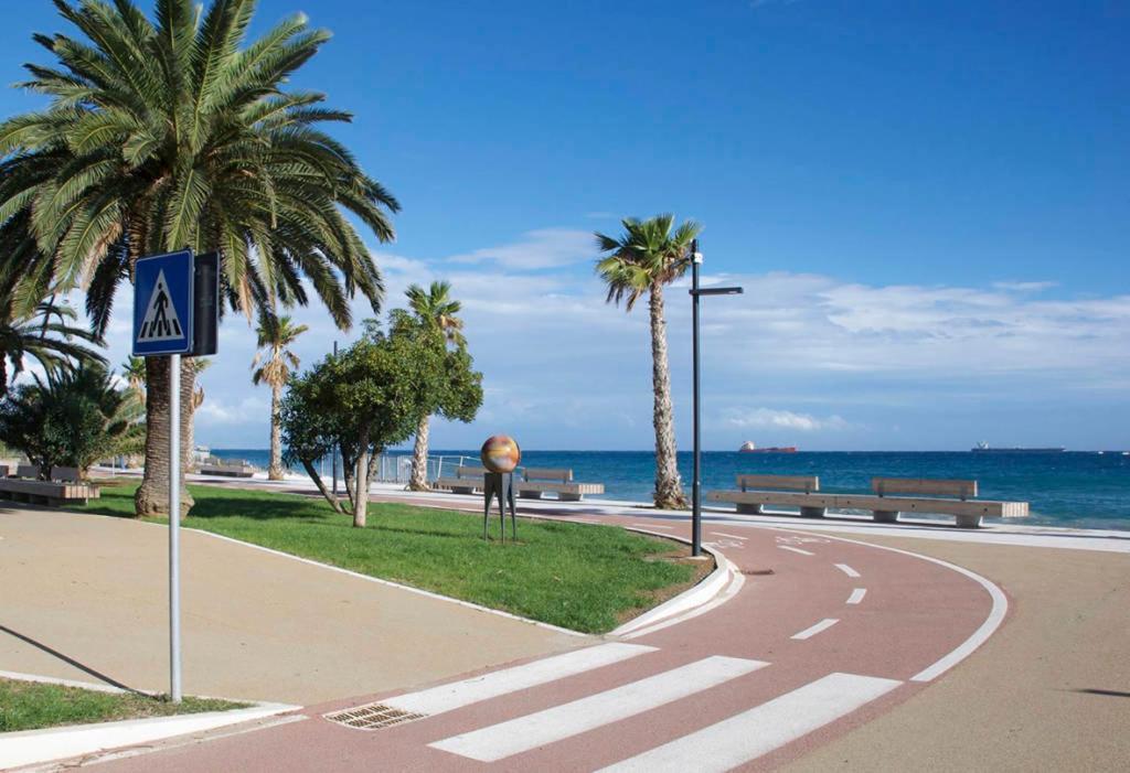 Lamberti Beach Apartment - 150 M From The Sea - Just Renewed - Wifi Savona Exterior foto